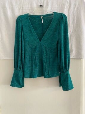 Free People V-Neck Long Sleeve Teal Women's Top. Small